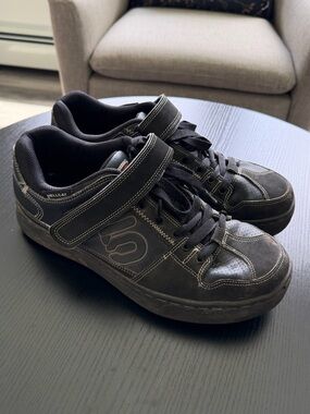 FIVE TEN Hellcat DH clip in mountain bike shoe